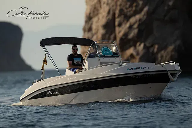 Rental boats with license Nireus CL 620 Rentboats Estartit